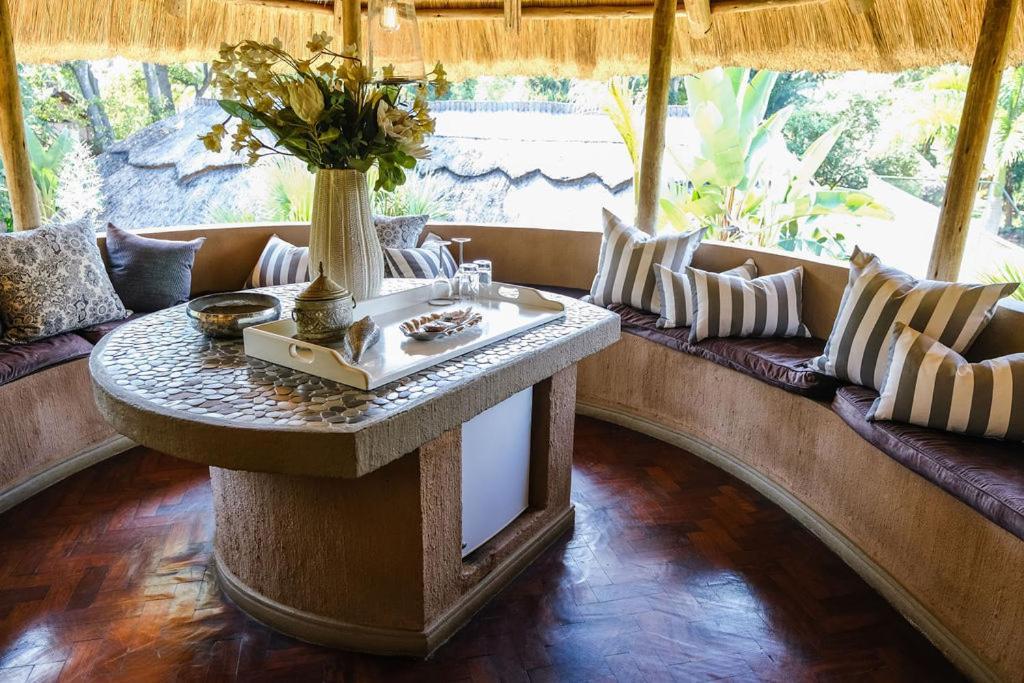 Amanzi Lodge Harare Ngoại thất bức ảnh